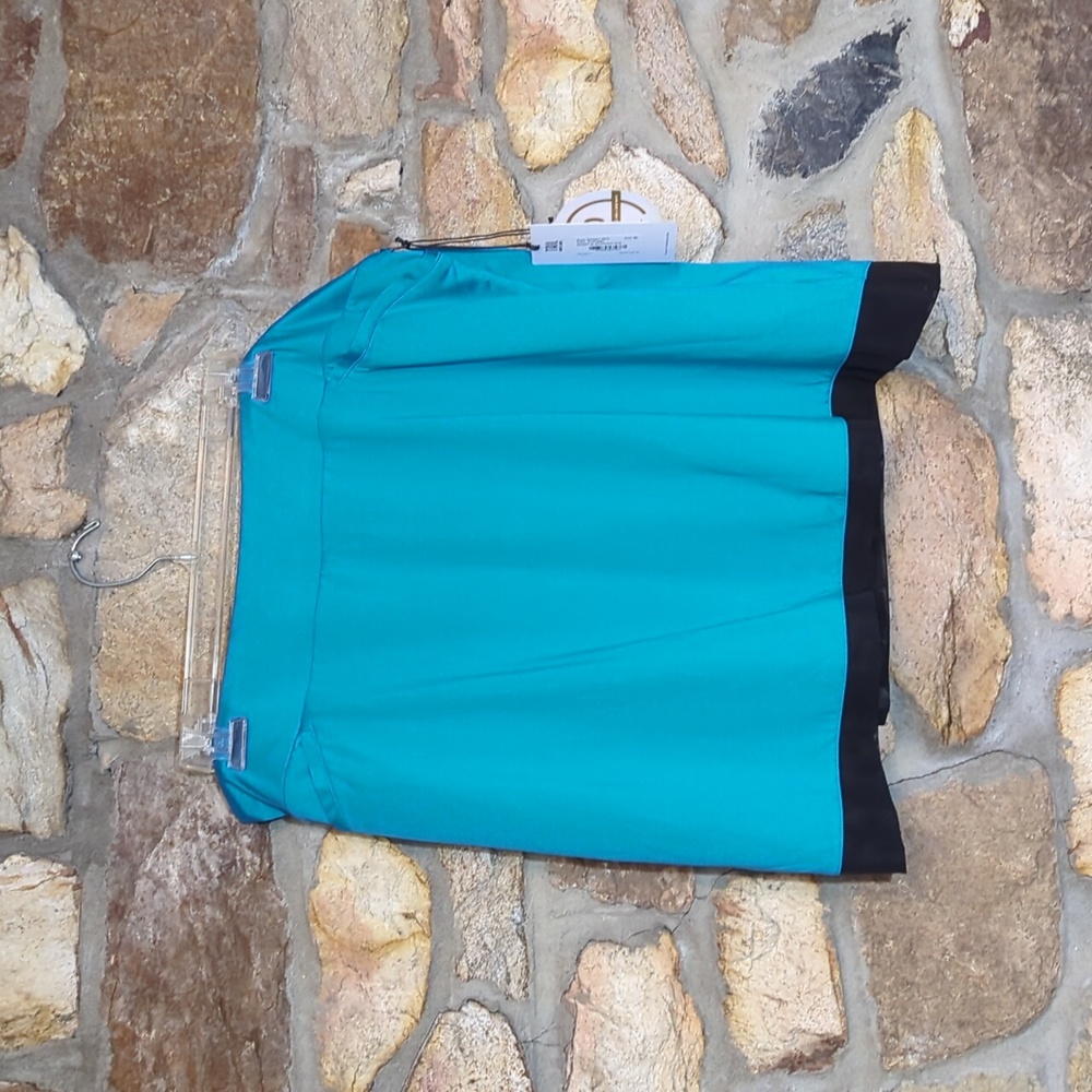 Tail Skort with scooped hem, Cozumel